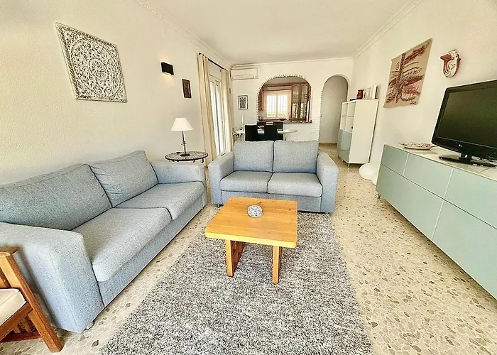 A2405 Modern 2 Bed 2 Bath Penthouse Burriana Apartmán *